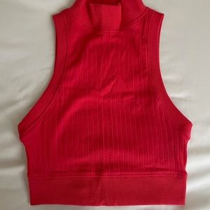 Sleeveless turtleneck top